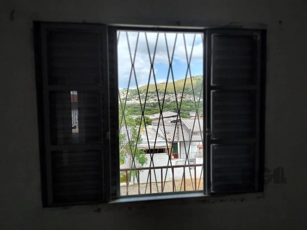 Imagem Casa para Venda - 247.37m², 4 dormitórios, 4 vagas - Partenon