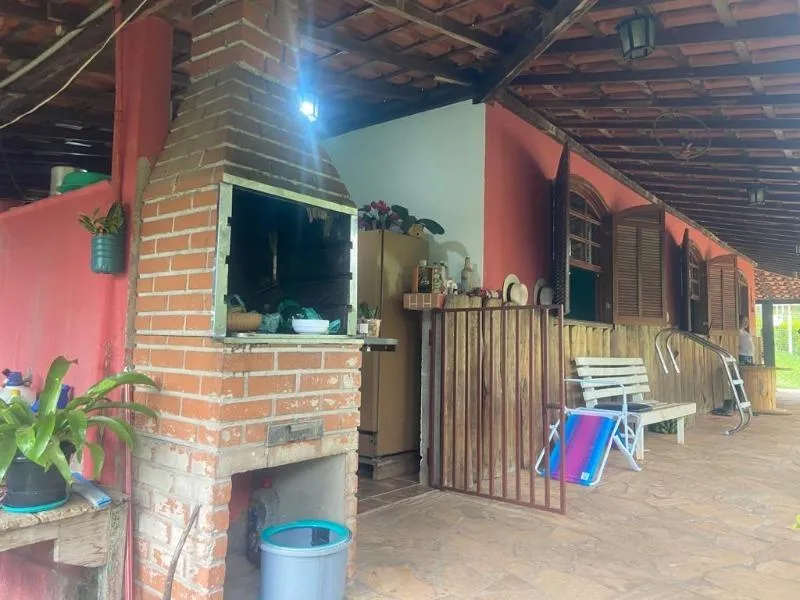 Imagem Vendo Excelente Chácara em Entre Rios de Minas - - Área de 1,6 hectares