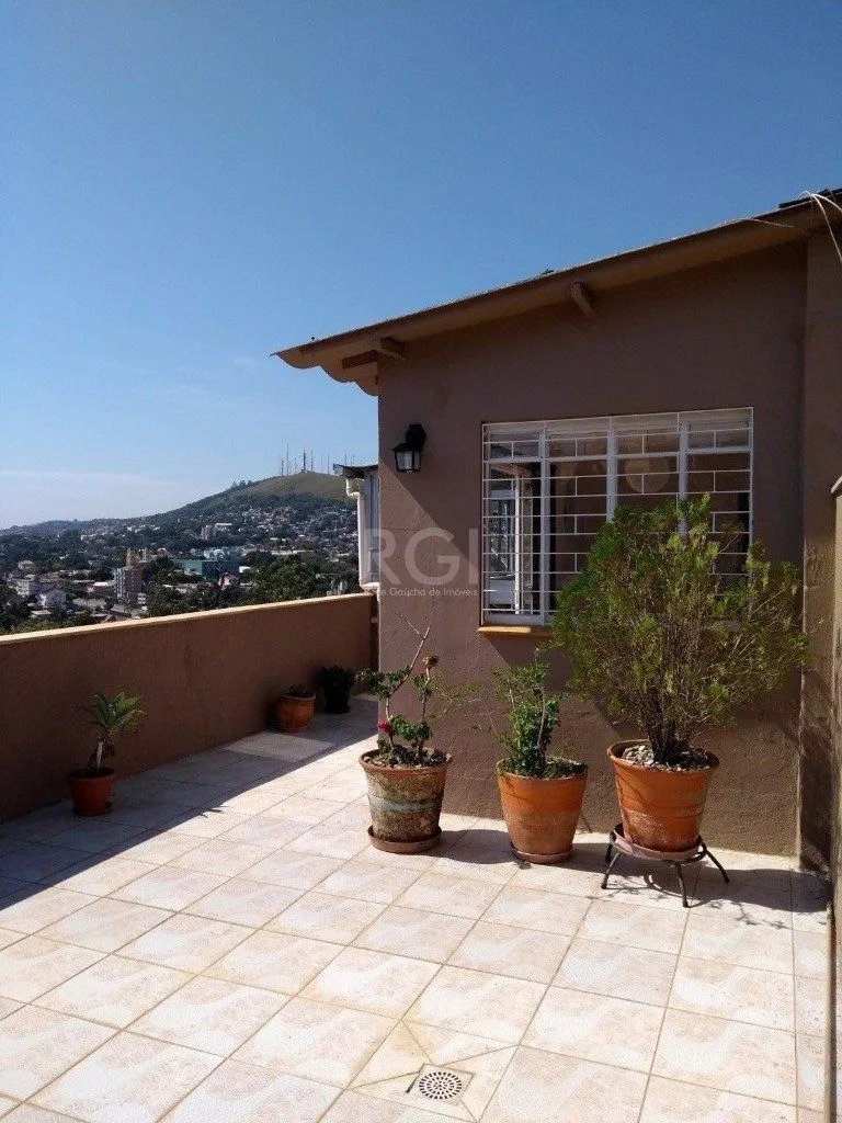 Imagem COBERTURA 2 DORMITÓRIOS, TERESÓPOLIS, 147 M²