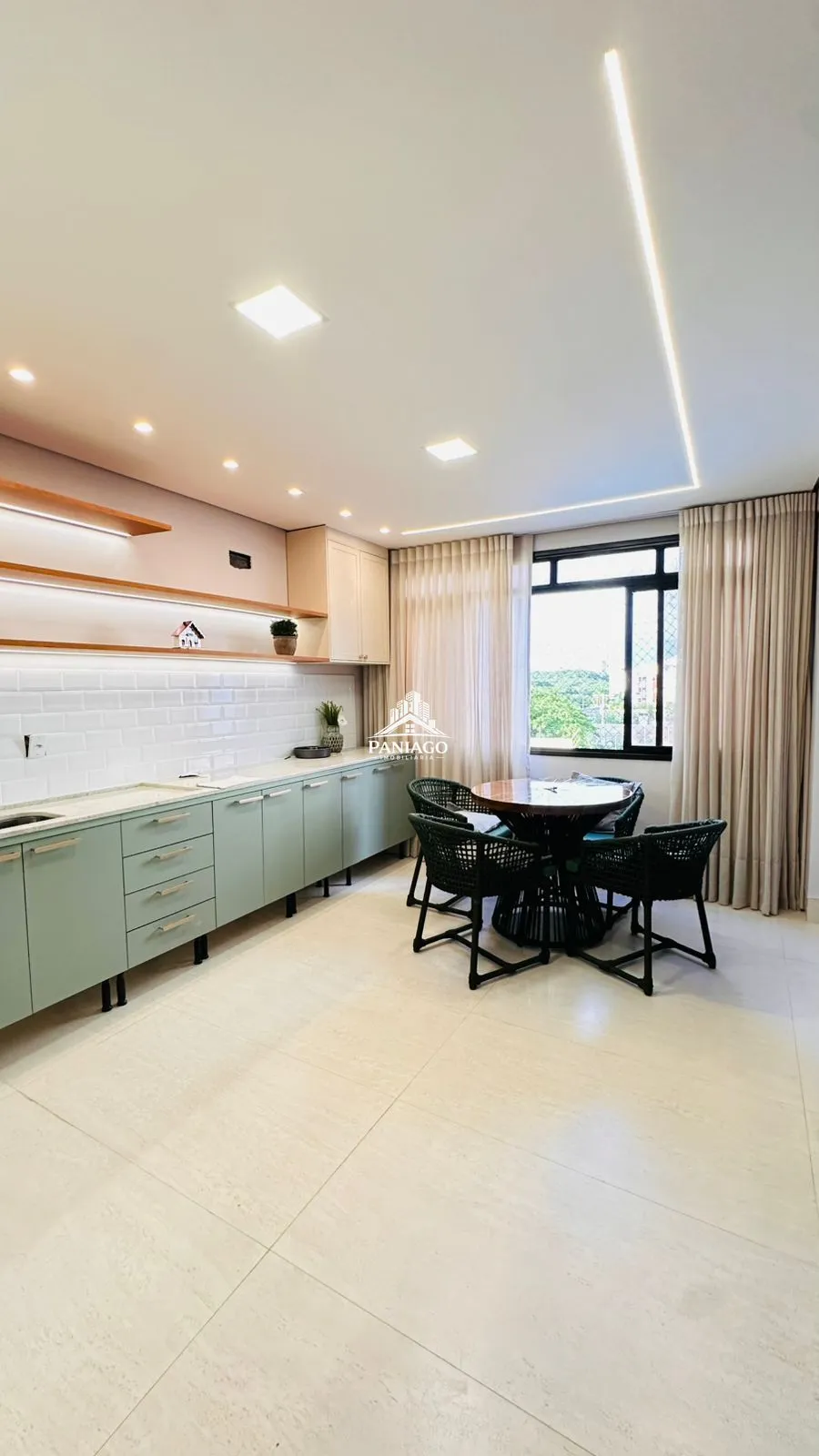 Imagem Apartamento Duplex de Alto Padrão Edifício Mãe Bonifácia