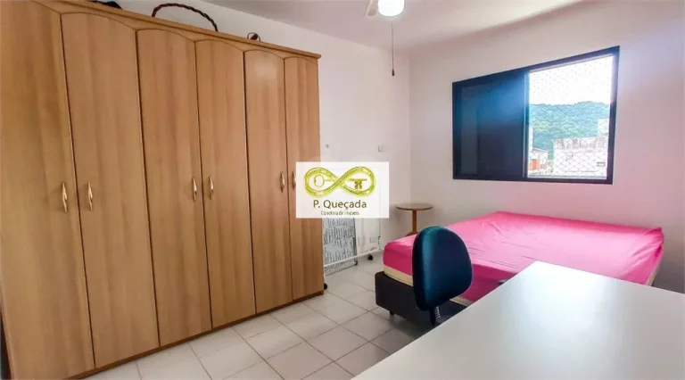 Imagem Apartamento mobiliado com 03 quartos no Guarujá!