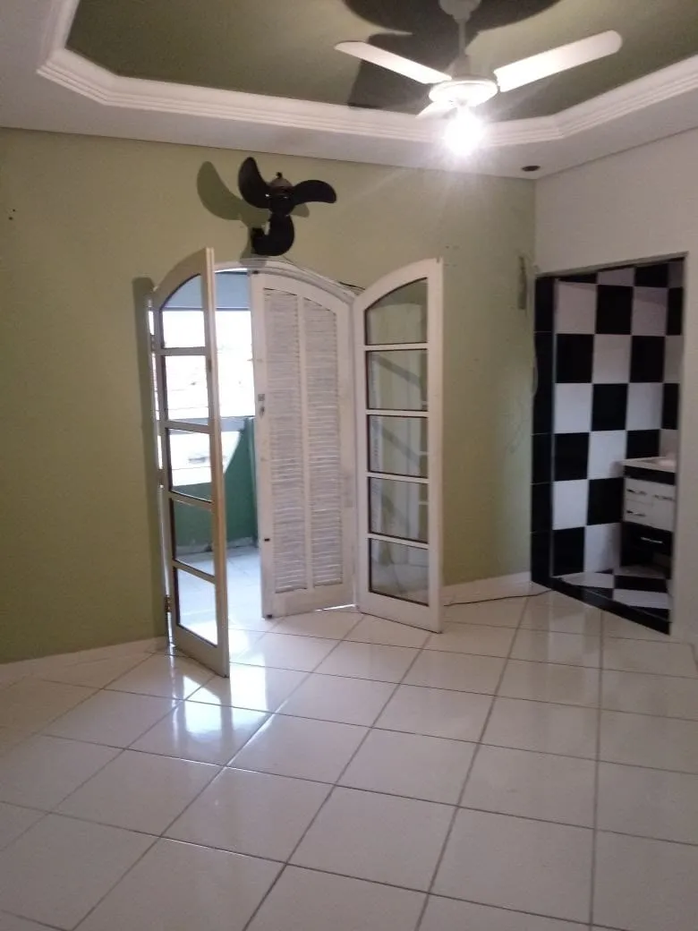 Imagem Casa à venda 3 Quartos, 1 Suite, 2 Vagas, 125M², Residencial Mombaça, Pindamonhangaba - SP