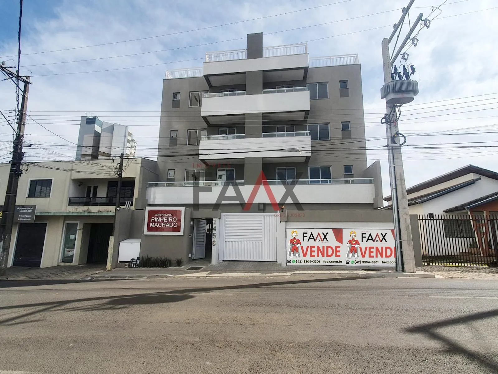 Foto do imóvel Apartamento à venda no centro com vista para o lago no Senador Pinheiro Machado