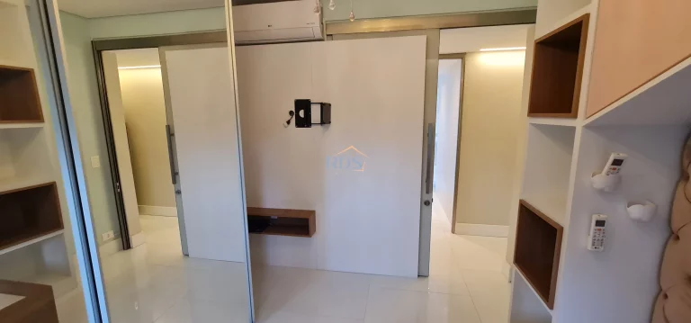 Imagem Vende lindo apartamento de 165m² porteira fechada na Vila Andrade.