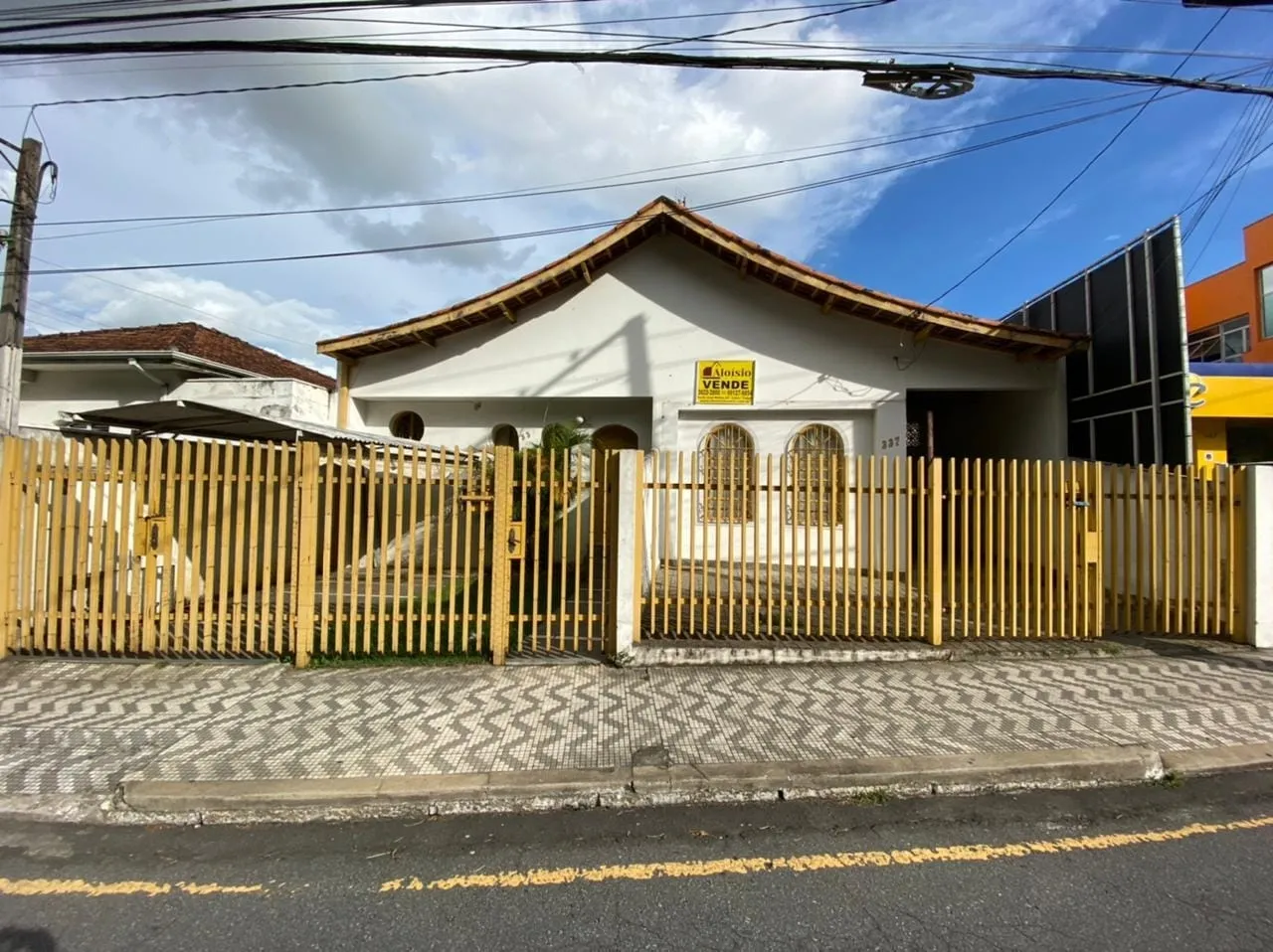 Foto do imóvel Comercial à venda 2 Quartos, 1 Vaga, 351.6M², Centro, Taubaté - SP