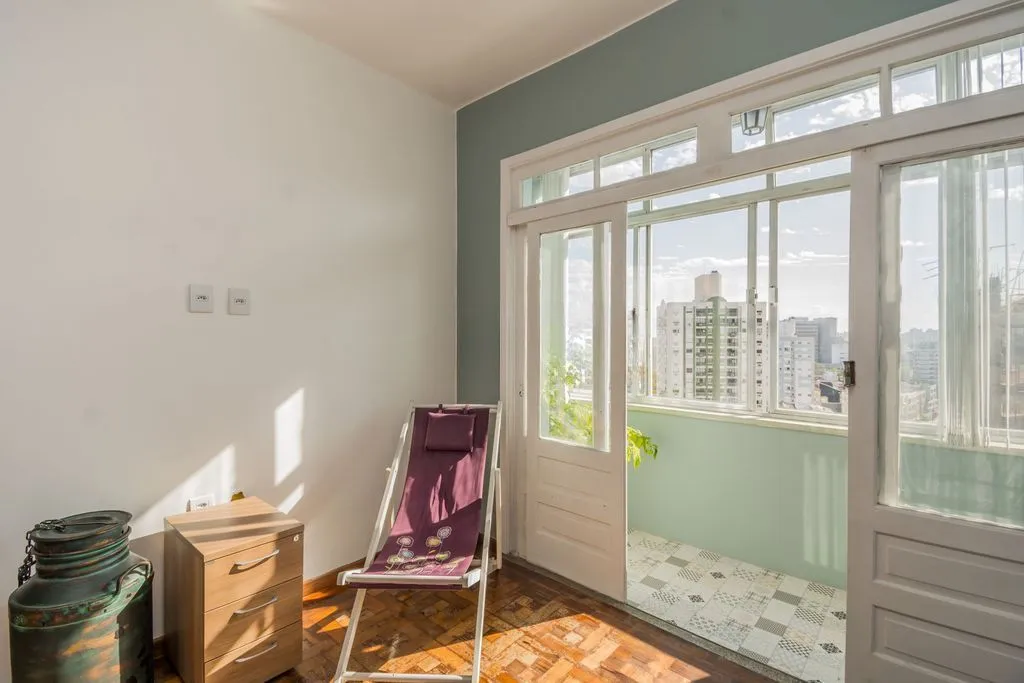 Imagem Apartamento de 3 dormitórios à venda no Bairro Rio Branco - Porto Alegre
