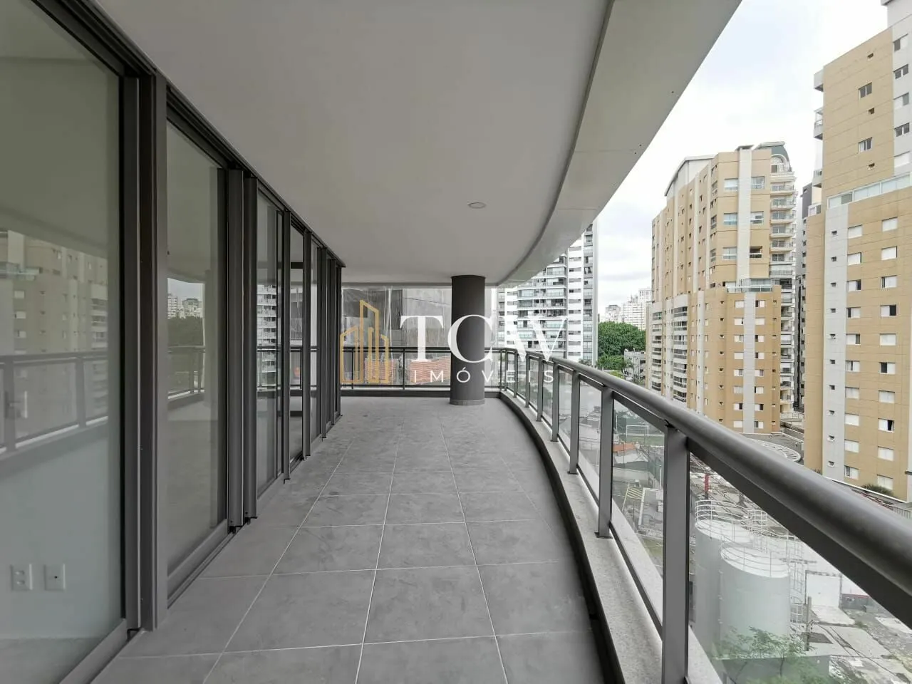 Imagem Apartamento Padrão 3 dorm no Itaim Bibi