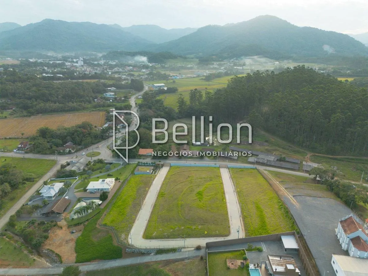 Imagem Terreno à venda no bairro Cruzeiro em Rio dos Cedros/SC