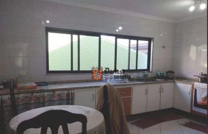 Imagem Sobrado com 3 dormitórios à venda por R$ 1.300.000 - Vila Gilda - Santo André/SP