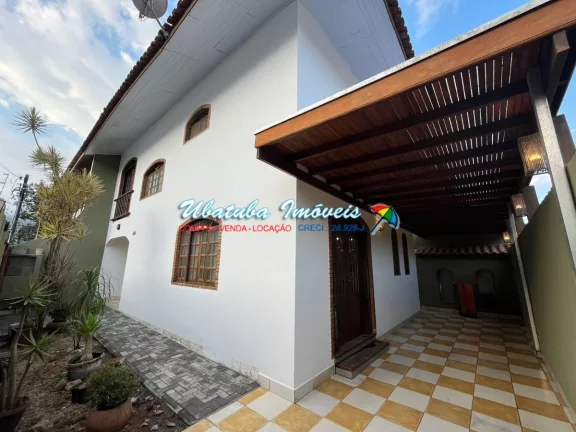 Imagem Sobrado com 03 dormitórios em excelente localização