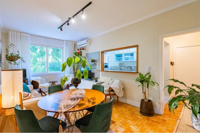 Foto do imóvel Apartamento à venda em Porto Alegre, Petrópolis, com 2 quartos, 91,8m2 em Eça de Queiroz
