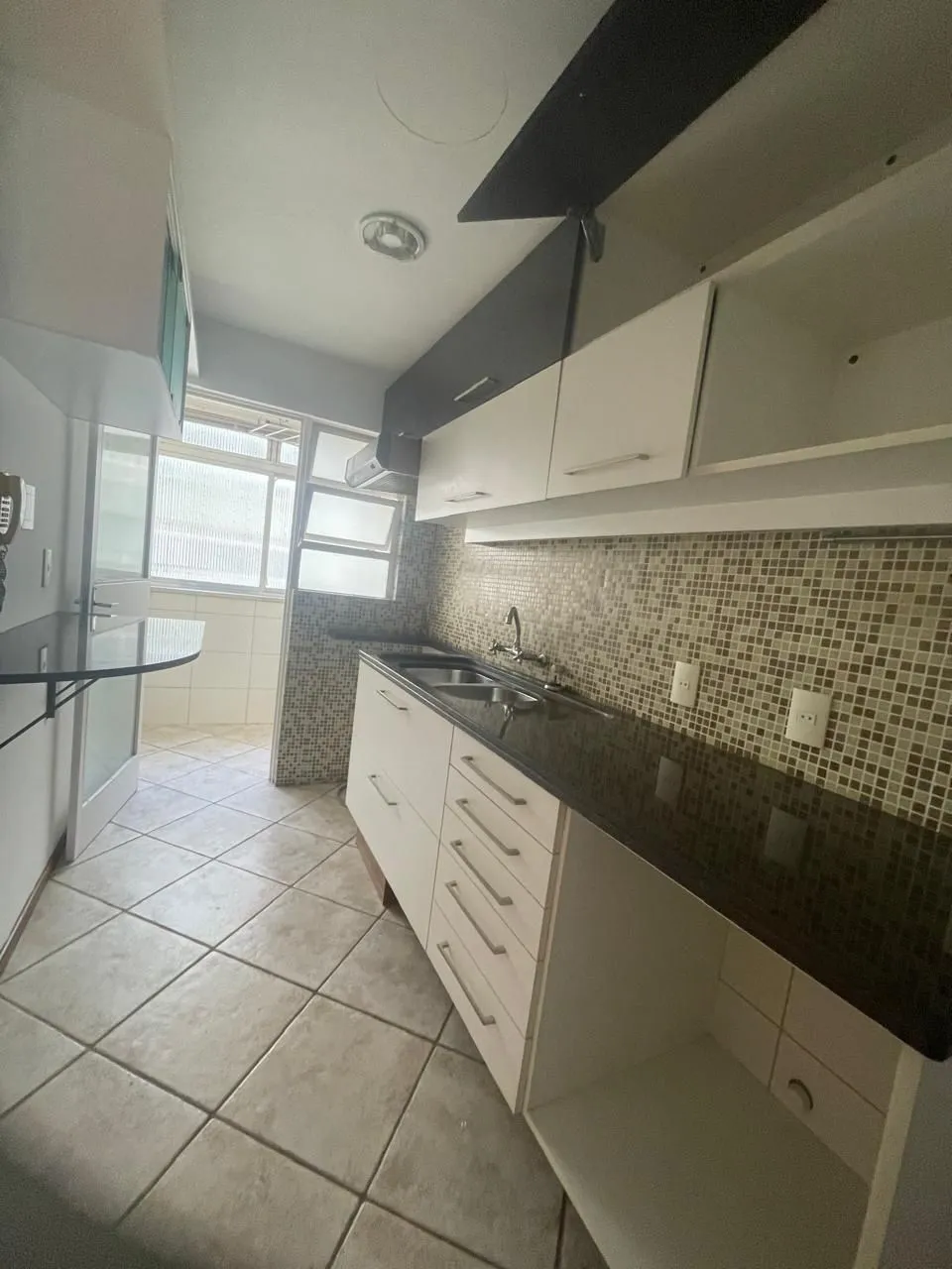 Imagem Oportunidade imperdível! Apartamento desocupado à venda no coração do bairro Cidade Baixa