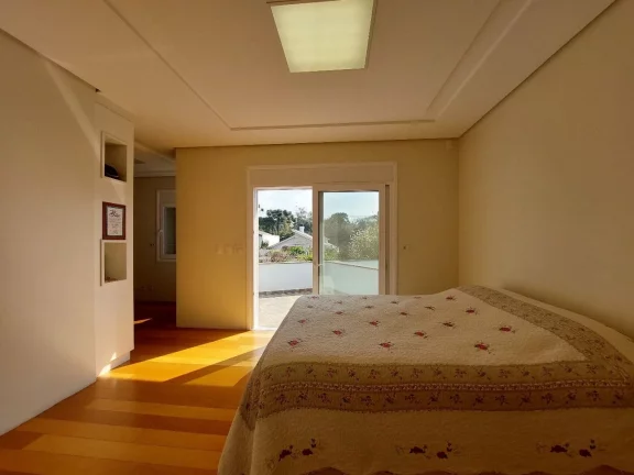 Imagem Casa 4 quartos sendo 1 suíte para venda no bairro Interlagos em Caxias do Sul