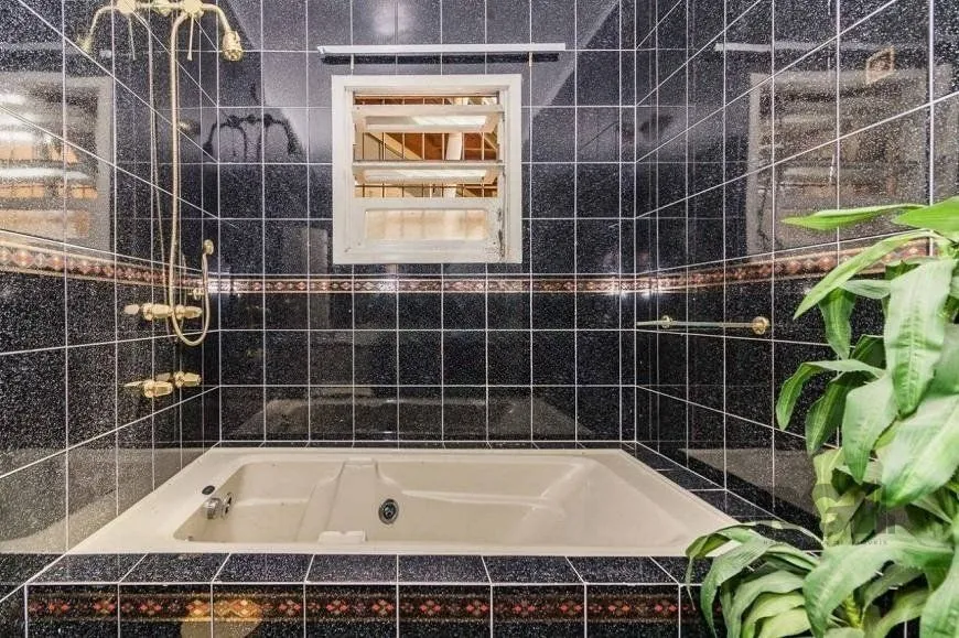 Imagem Casa de 250m², bairro Josefa Barreto
