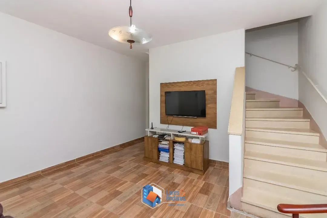 Foto do imóvel Casa para venda em Pompeia com 3 quartos, 125m² em Avenida Pompéia