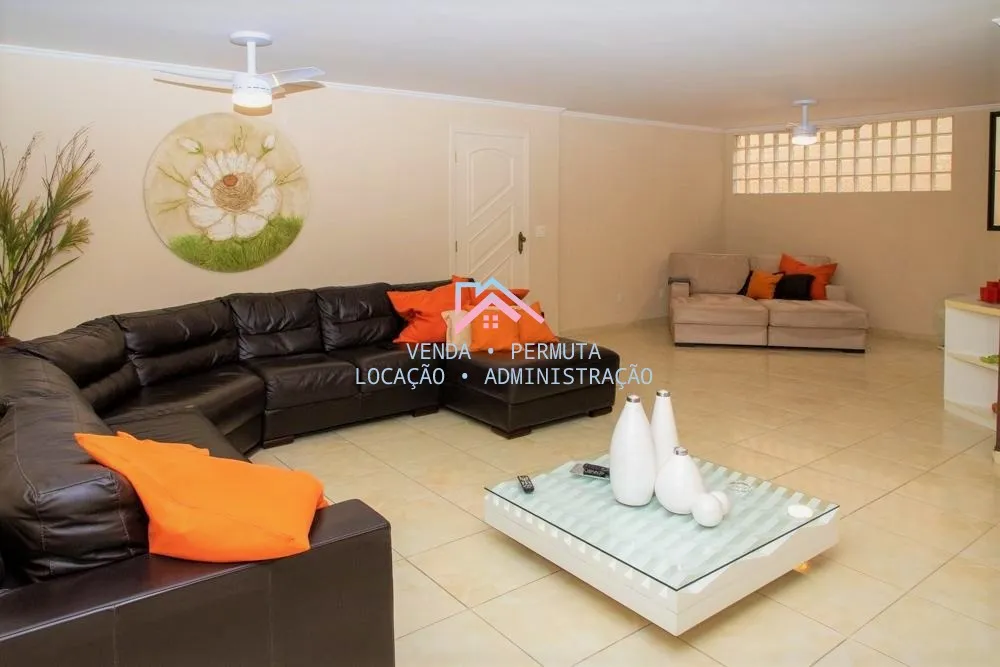 Imagem Casa à venda - Excelente Localização - área útil 384 m2 com 4 dormitórios - 2 suítes - 6 vagas - Bai