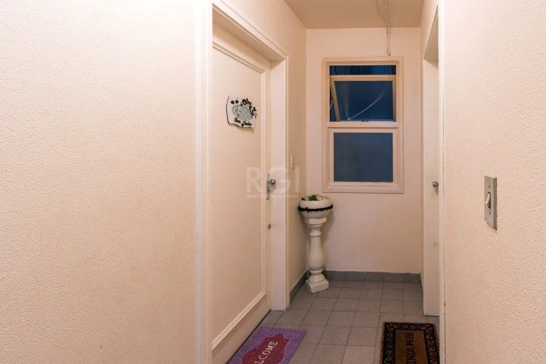 Imagem Apartamento para Venda - 70.47m², 3 dormitórios, 1 vaga - Cavalhada