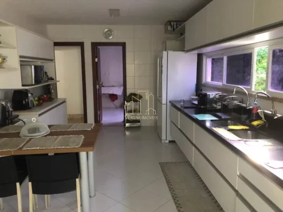 Imagem Casa Alto Padrão com 4 Suítes e Espaço Gourmet à Venda em Alphaville Salvador I | 508m² | Lote de 806m²