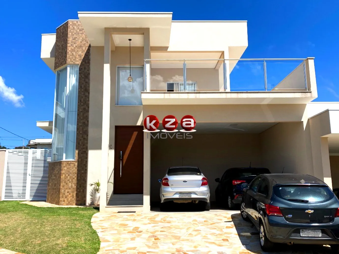 Imagem Casa em Condomínio de Luxo em Valinhos-SP - 3 Quartos, 1 Suíte, 3 Salas, 3 Banheiros, 4 Vagas - Jardim São Marcos - 268m².