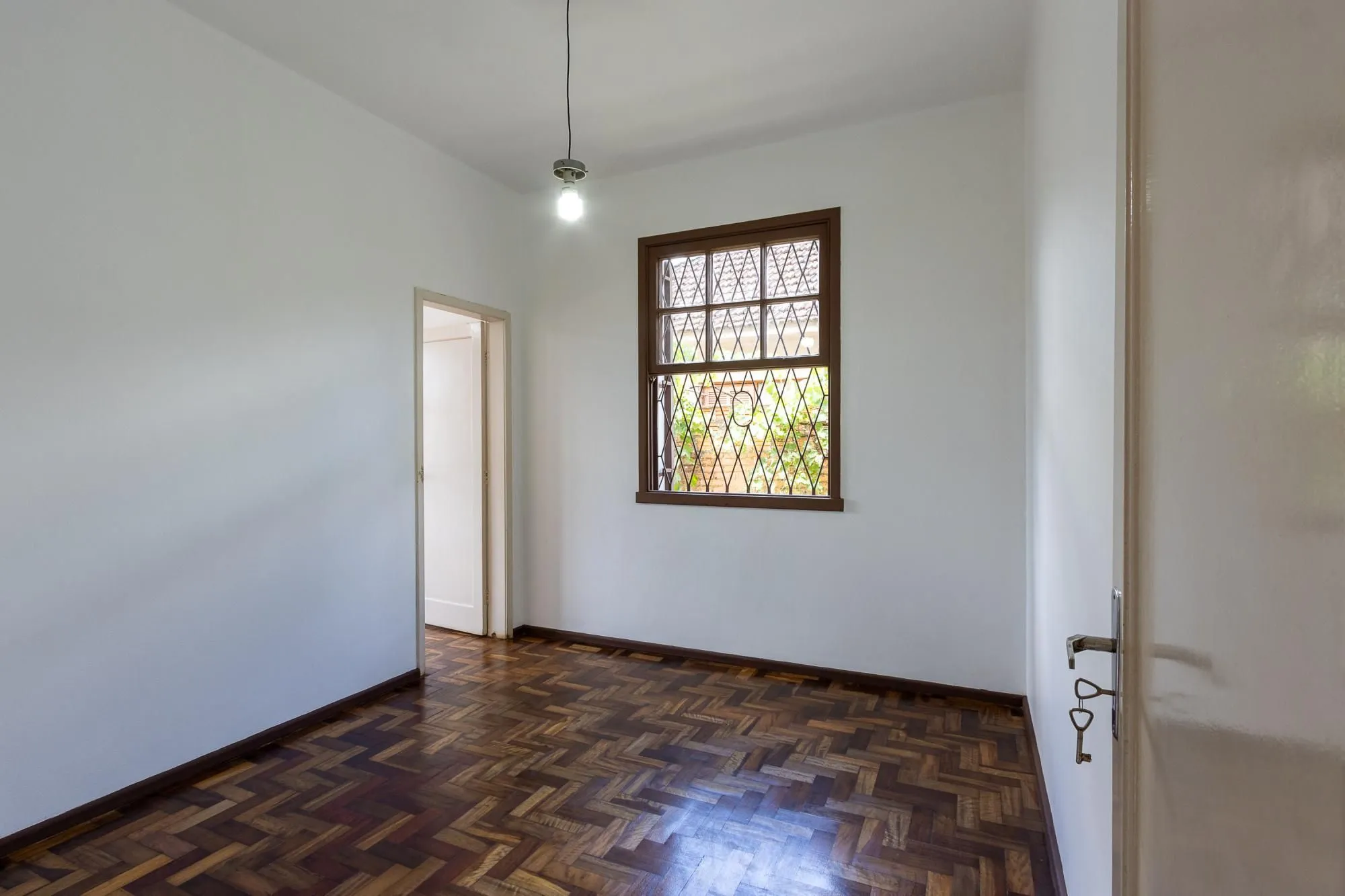 Imagem CASA 2 DORMITÓRIOS NO SANTA TEREZA