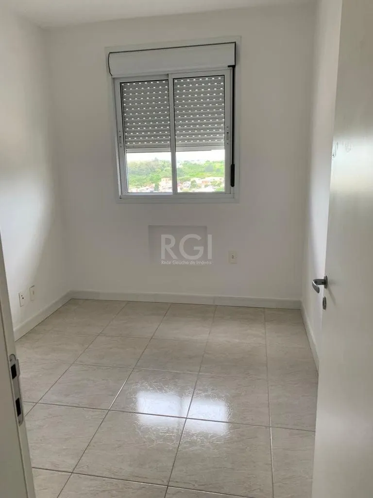Imagem Lindo apartamento com vista e posição solar privilegiada.