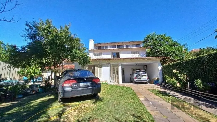 Imagem Casa de 4 dormitórios, bairro Espírito Santo