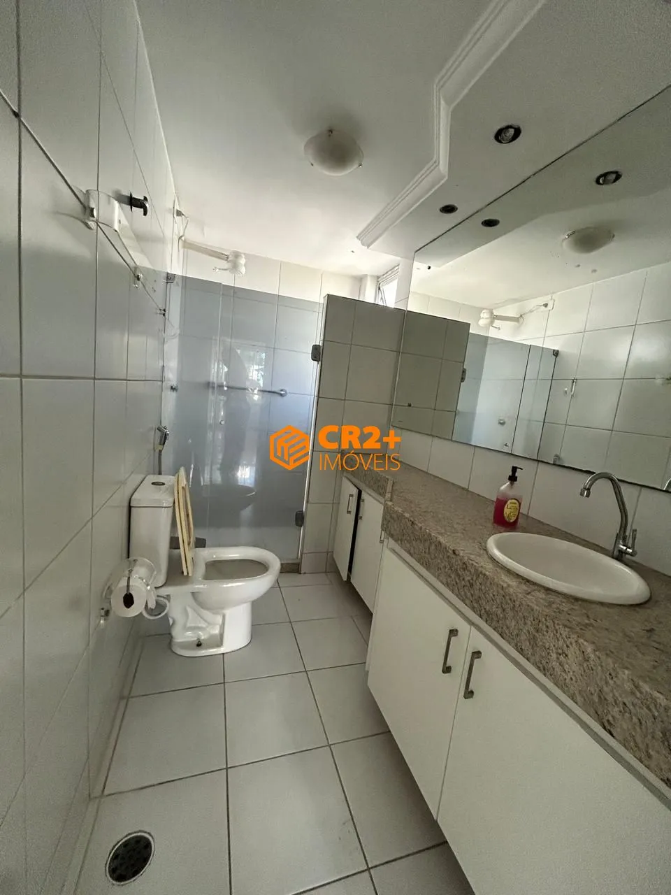 Imagem Vendo Apartamento na Domingos Ferreira, Nascente- 175m²