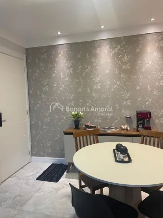 Imagem Este encantador apartamento garden de 268 m² no Taquaral combina o aconchego de uma casa com toda a...