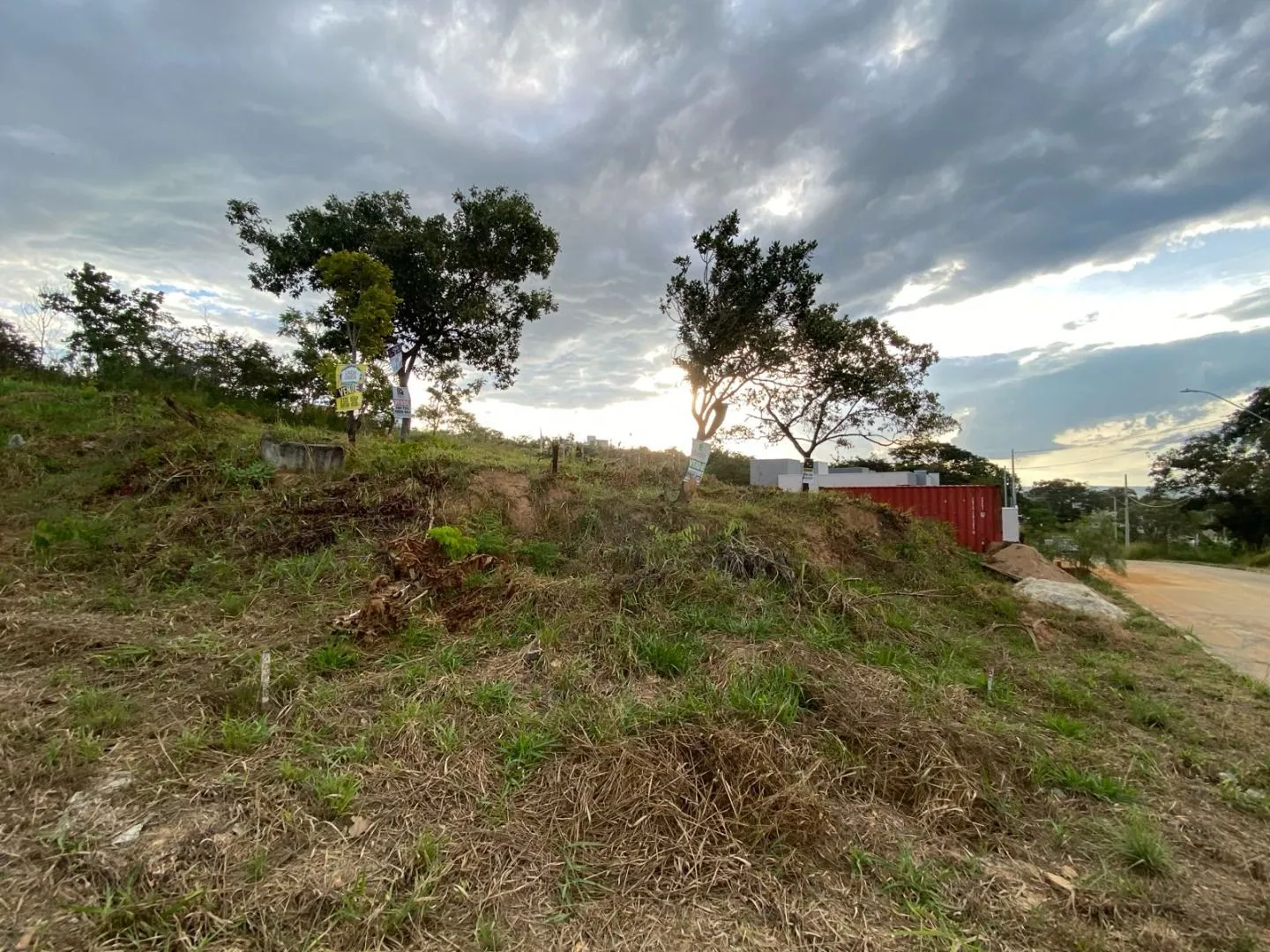 Imagem Terreno à venda no Villa Paradísio - Lagoa Santa, Minas Gerais