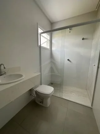 Imagem SOBRADO COM PISCINA, 3 SUÍTES, BAL. MARILUZ