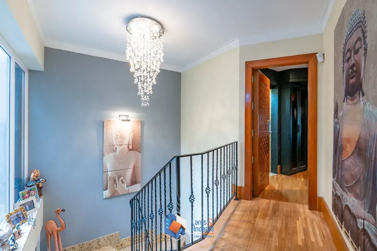 Imagem Casa no condomínio Vitória Régia para venda com 4 quartos, sendo 2 suítes, 800m²