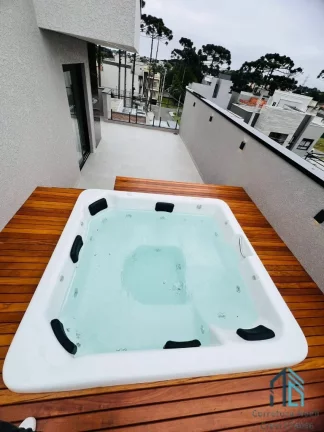 Imagem Sobrado 270 m2, com terraço, 03 quartos c/suíte, 03 vagas no Pinheirinho Curitiba PR