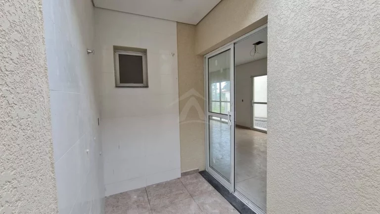 Imagem SOBRADO NOVO, 02 QUARTOS + SUITE, BAL CAMBIJU