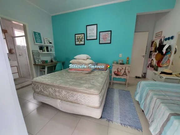 Imagem Excelente casa em condomínio fechado com 04 dormitórios