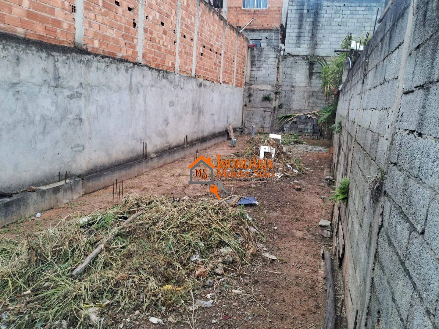 Imagem Terreno à venda, 100 m² por R$ 130.000,00 - Jardim Acácio - Guarulhos/SP