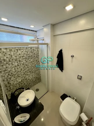 Imagem Apartamento à Venda - 100 metros da Praia de Pitangueiras, Guarujá