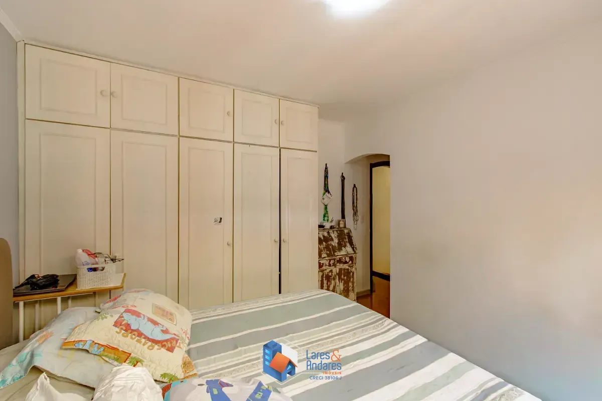 Imagem Casa para venda em Vila Pirajussara com 3 quartos, sendo 1 suíte, 300m²