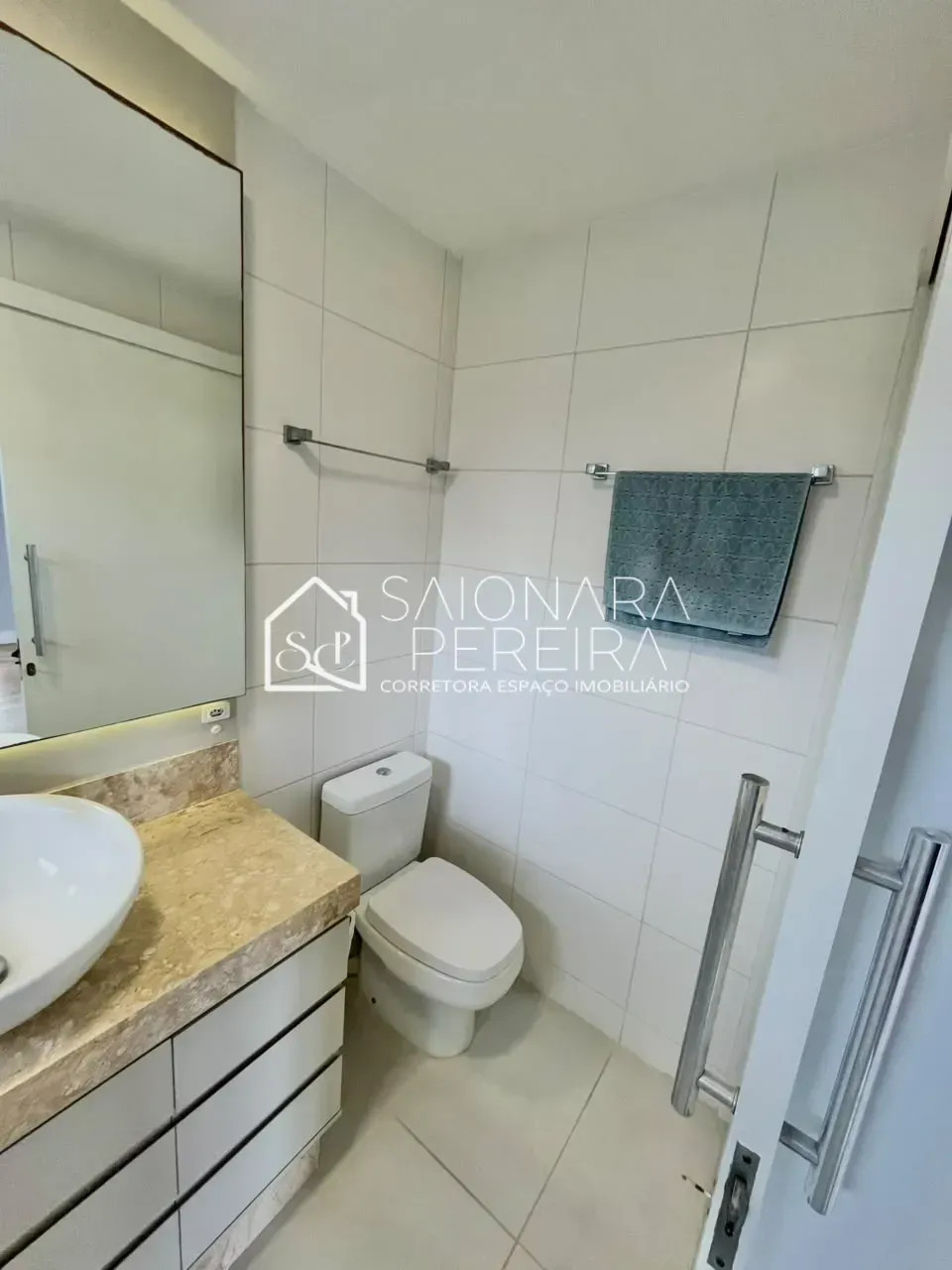 Imagem Apartamento à venda com 3 dormitórios e vista panorâmica no Itaguaçu, Florianópolis