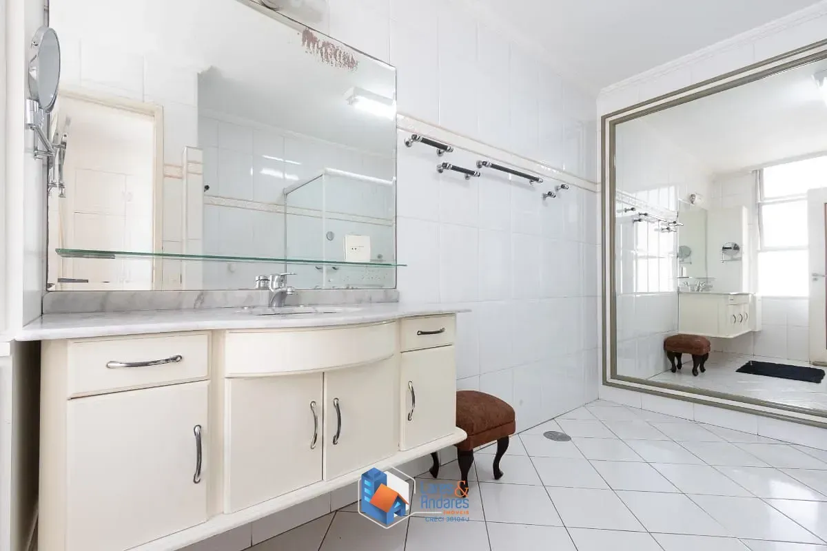Imagem Apartamento para venda em Higienópolis com 4 quartos, sendo 2 suítes, 275m²