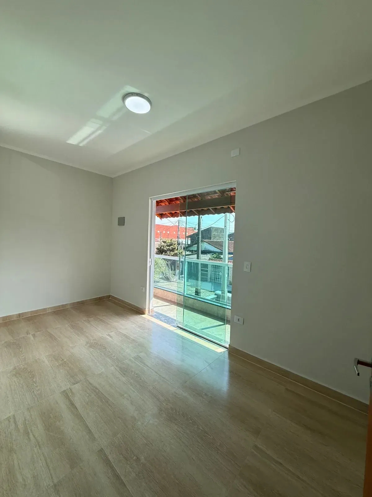 Imagem Sobrado com 3 Quartos à Venda, 119 m² em Vila Atlântica - Mongaguá