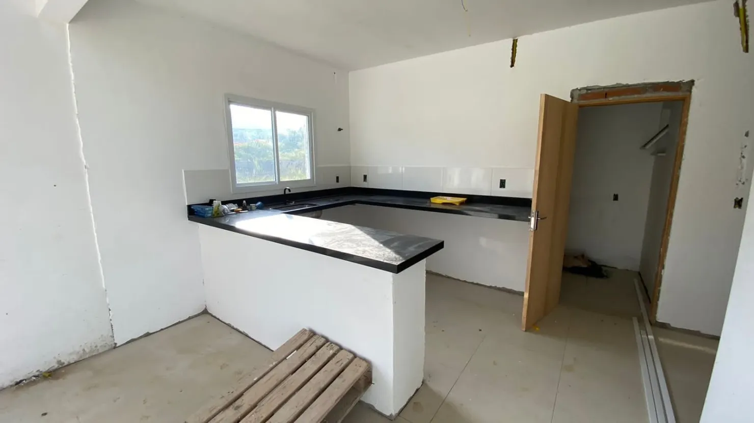 Imagem Casa à venda 3 Quartos, 1 Suite, 4 Vagas, 1025M², Condominio Village da Serra, Tremembé - SP | Condomínio Village da Serra