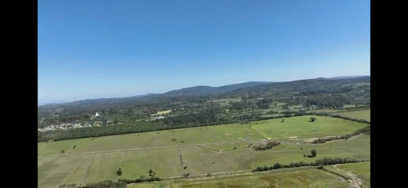 Imagem AREA RURAL COM 30 HECTARES EM PORTO ALEGRE, BAIRRO EXTREMA.