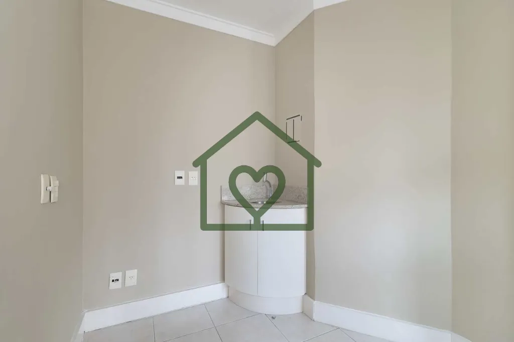 Imagem Vendo com Exclusividade no Bairro Petrópolis. 
 
Está alugada por R$ 1.300,00 
 
Linda sala comerc...