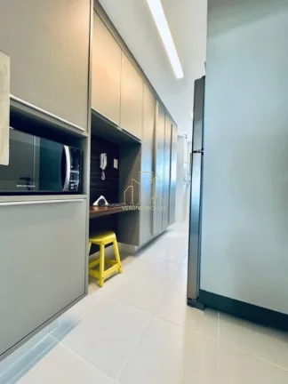 Imagem Apartamento de Luxo à Venda em Salvador-BA, no Caminho das Árvores: 3 Quartos, 3 Suítes, 3 Salas, 5 Banheiros, 3 Vagas, 146m².