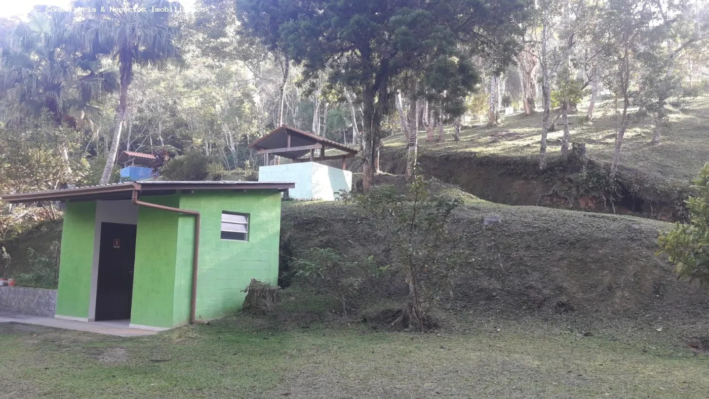 Imagem Sítio para Venda em Juquitiba, Juquitiba, 4 dormitórios, 1 suíte, 2 banheiros, 4 vagas
