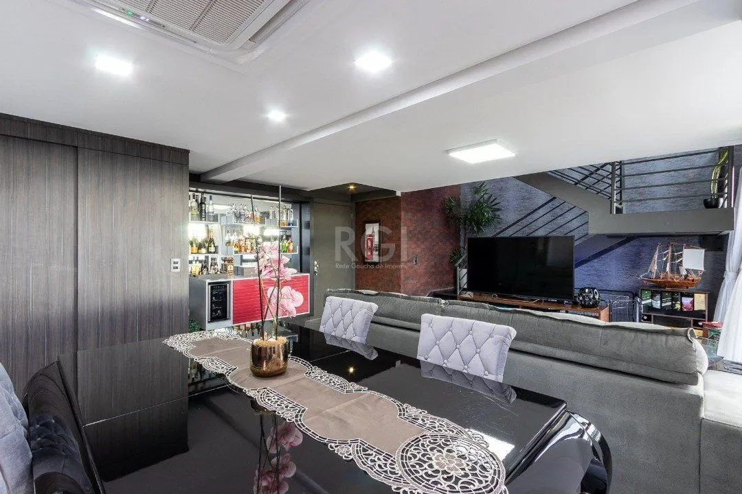 Imagem Duplex para Venda - 128.73m², 3 dormitórios, sendo 1 suites, 3 vagas - Cristal