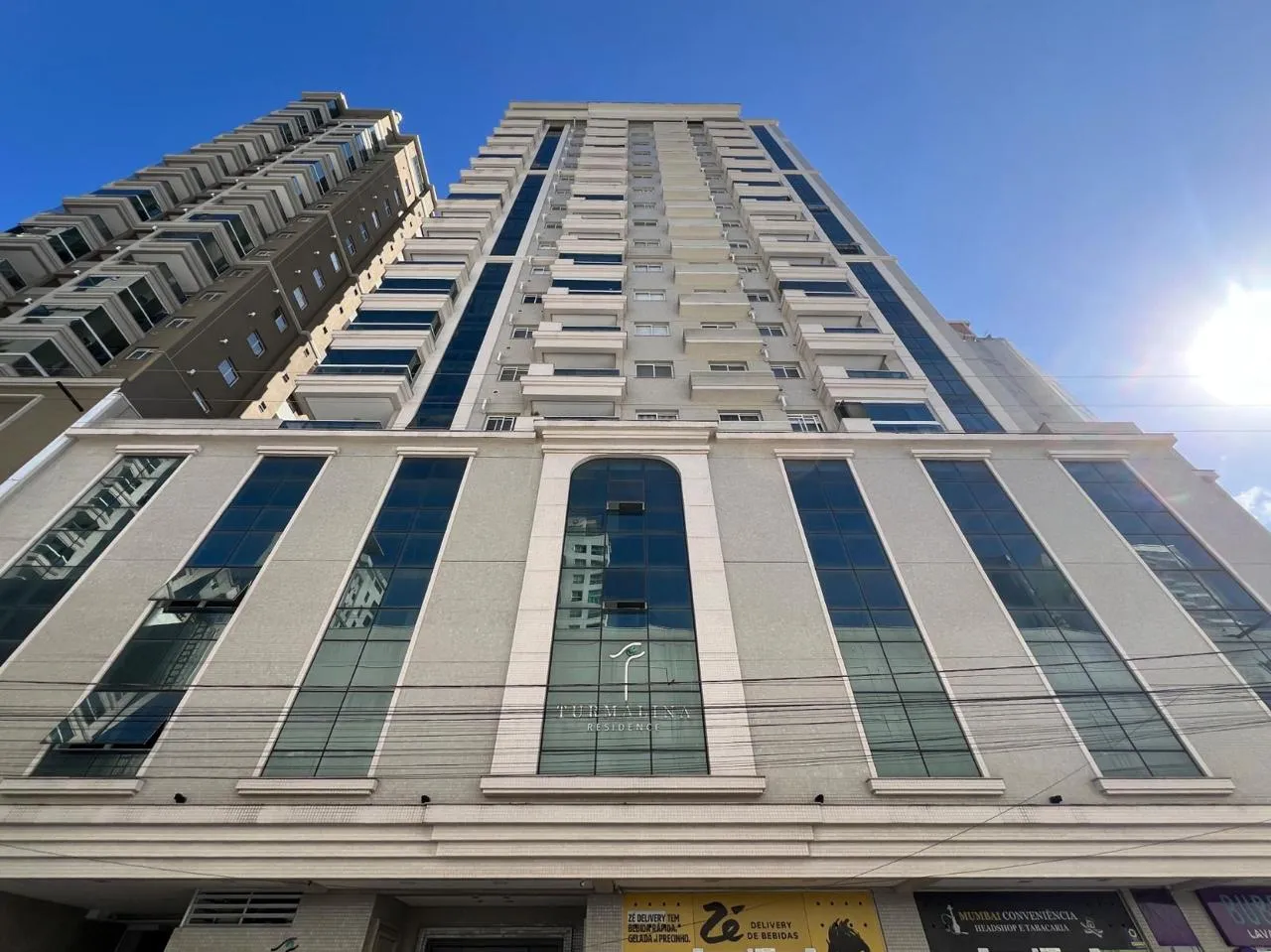 Foto do imóvel Apartamento com vista para o mar à venda com 70m2 por R$ 950.000,00