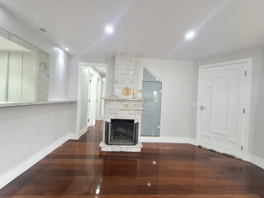 Imagem Casa em Condomínio para Venda em Teresópolis / RJ no bairro Green Valley