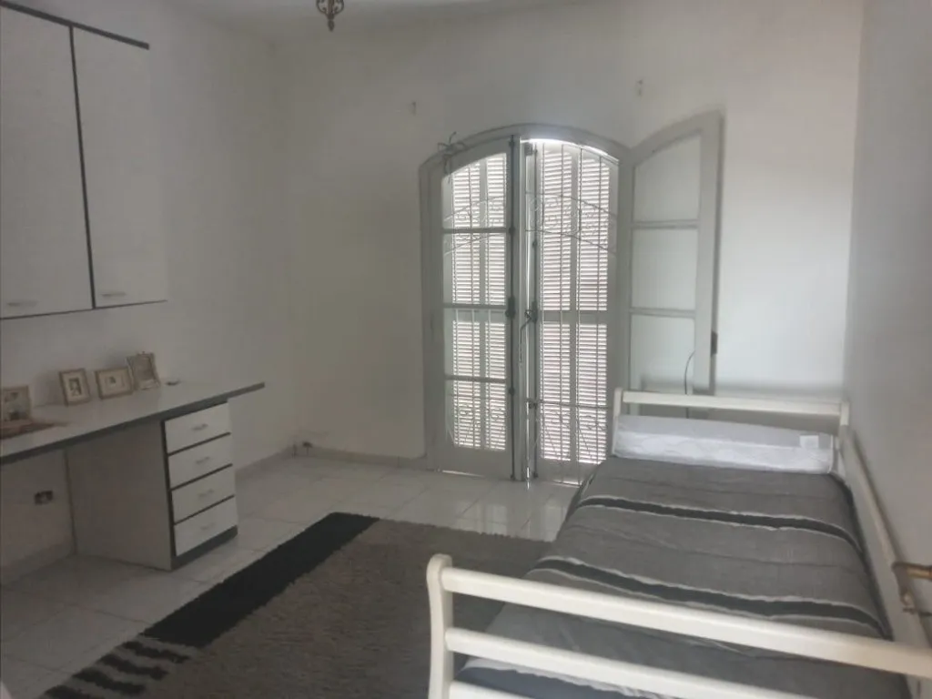 Imagem Sobrado à venda em São Caetano do Sul-SP, Osvaldo Cruz: 3 quartos, 1 suíte, 3 salas, 4 banheiros, 1 vaga, 260m²!