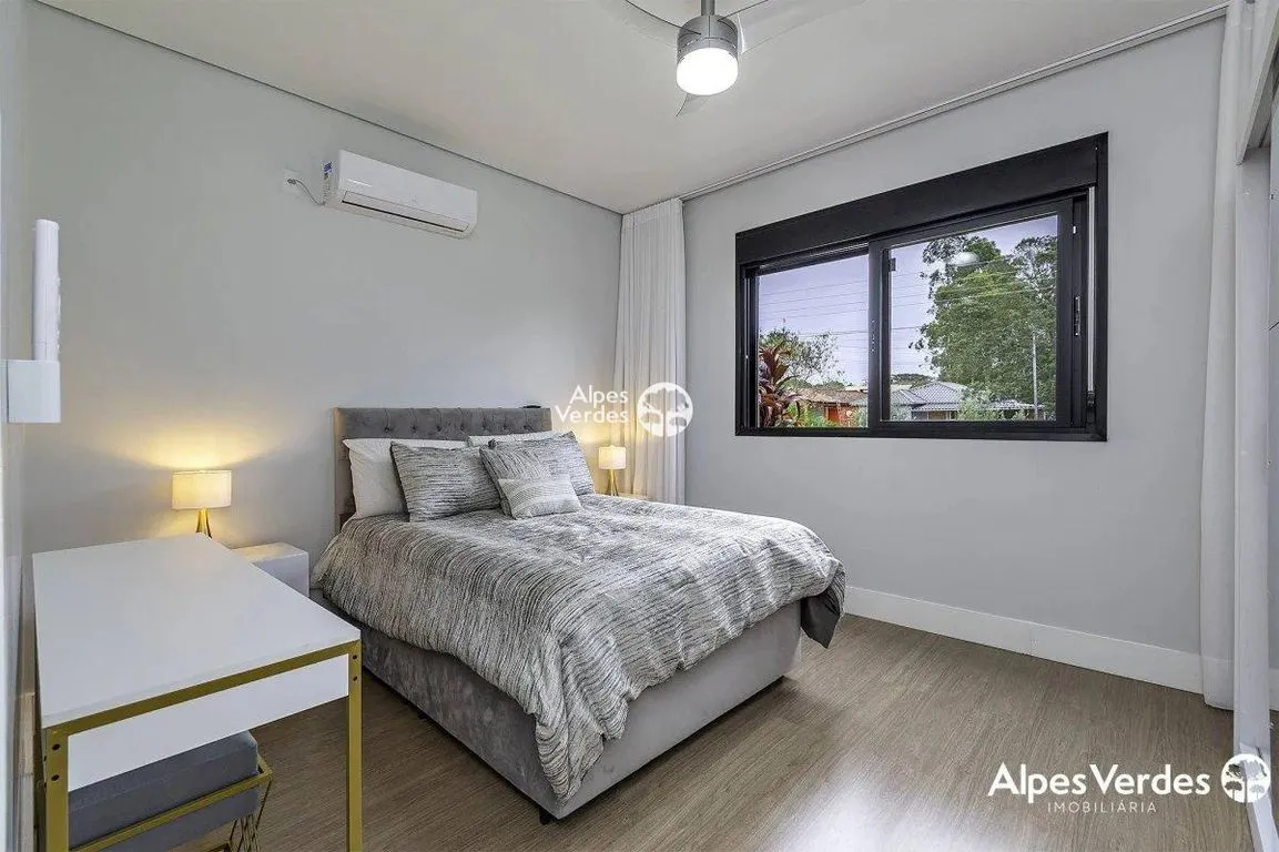 Imagem Vende-se maravilhosa casa dentro de condominio fechado de sitios em Viamão